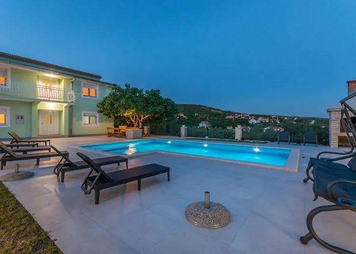 Σπίτι διακοπών Poolincluded - Maslina Lisane Ostrovicke